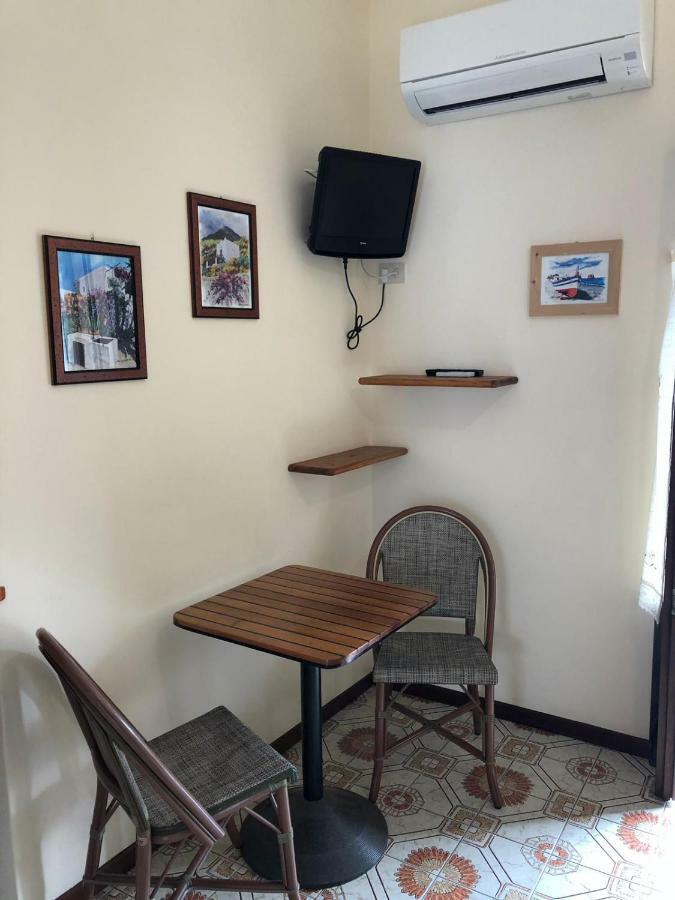 Diana Brown B&B Affittacamere Lipari  Luaran gambar
