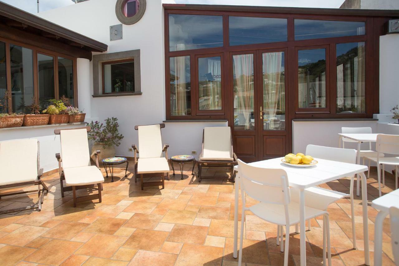 Diana Brown B&B Affittacamere Lipari  Luaran gambar